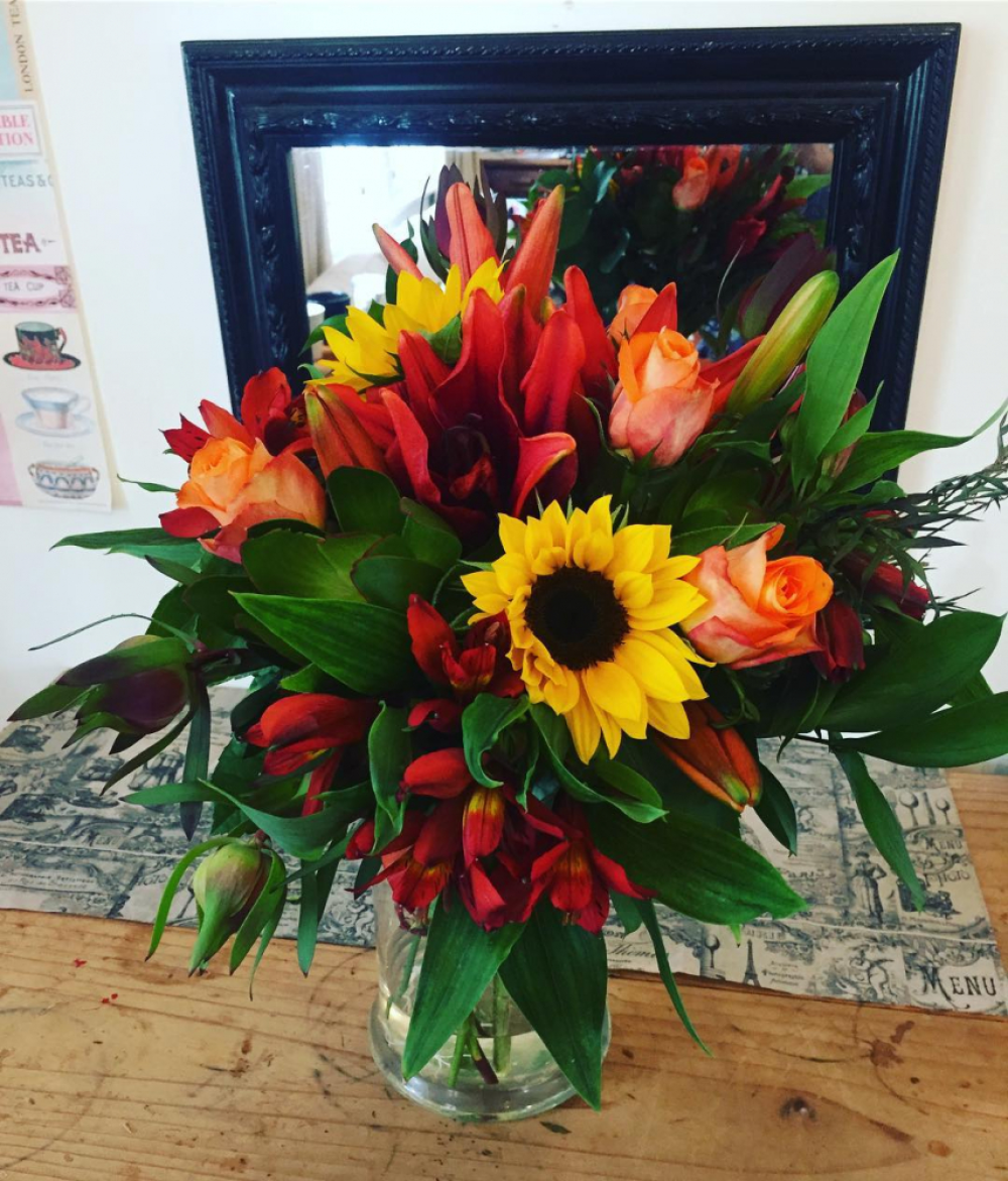 Autumn bouquet in vase Product Image