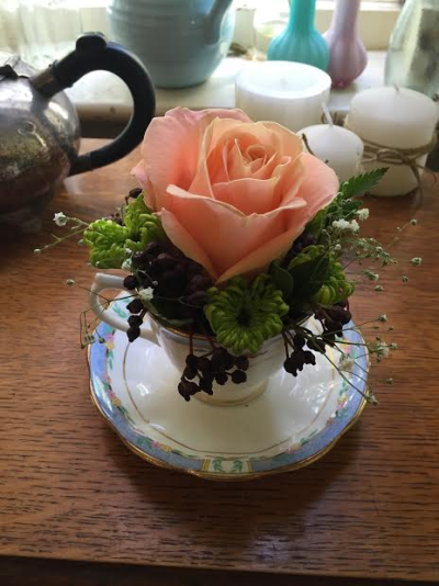 Royal Albert Teacup - Gorgeous little posy in a china teacup - a lovely little gift!